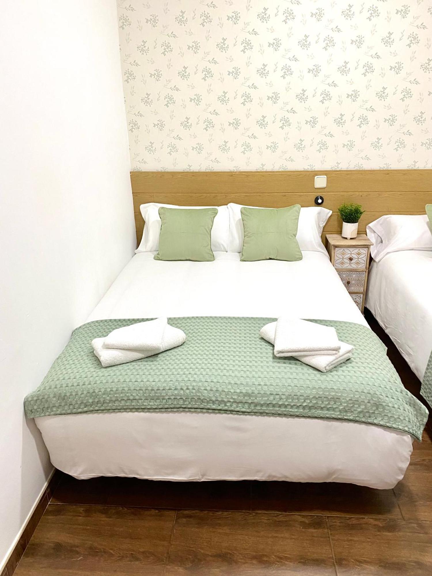 Apartamentos Fuencarral II Madrid Habitación foto