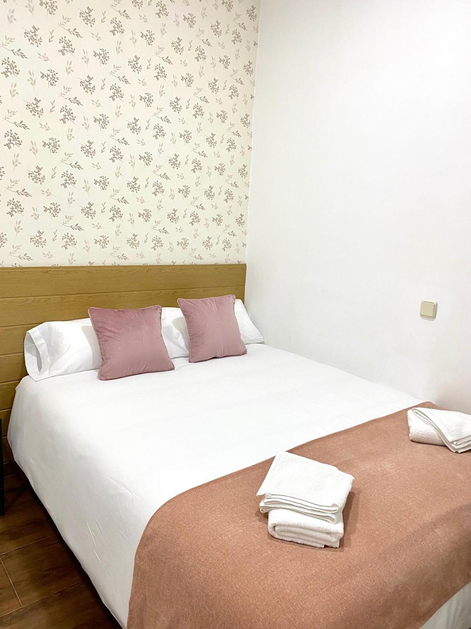Apartamentos Fuencarral II Madrid Habitación foto